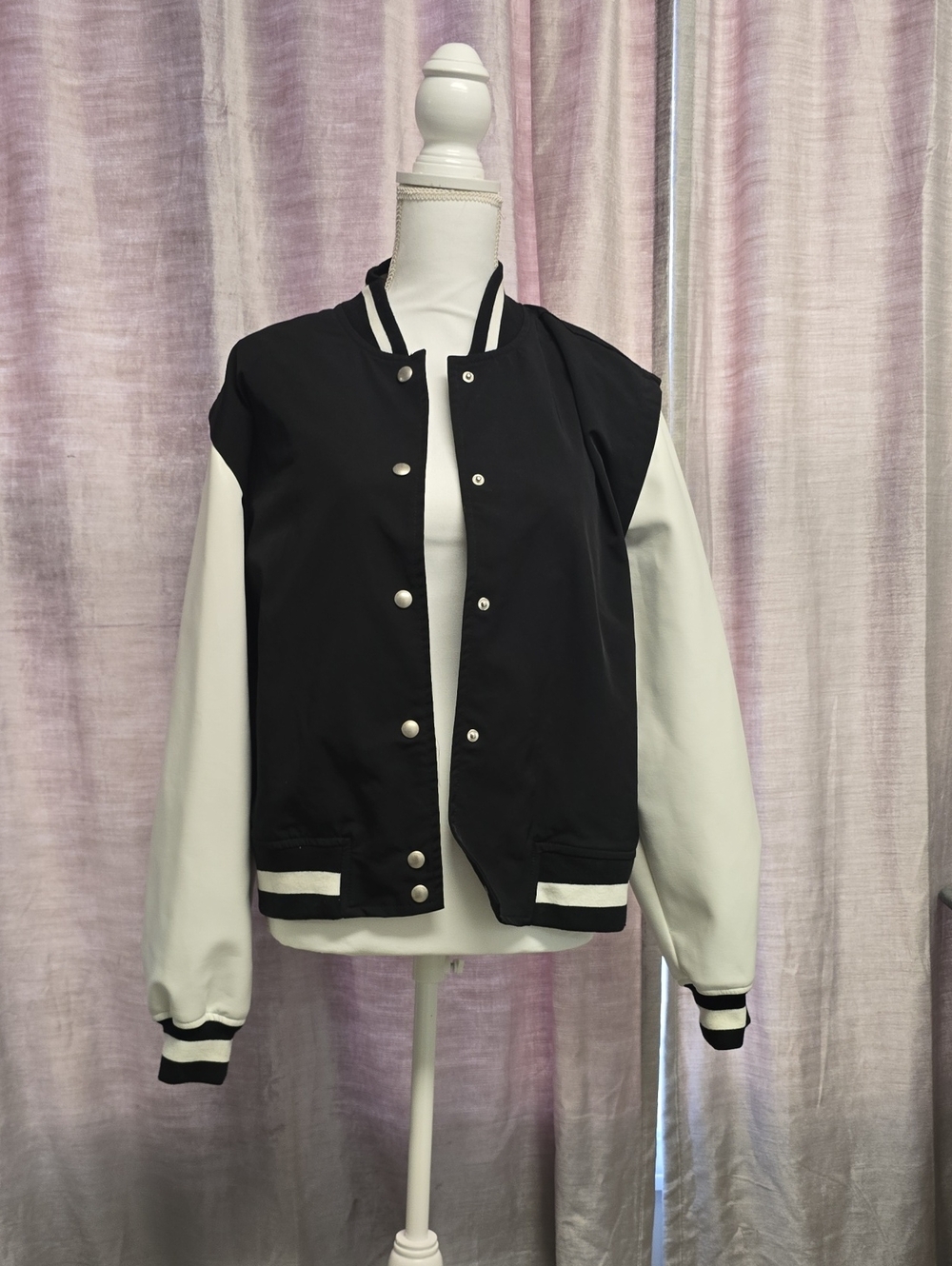 BLANKNYC Black White Leather Sleeve Varsity Letterman Bomber Jacket Size XL
